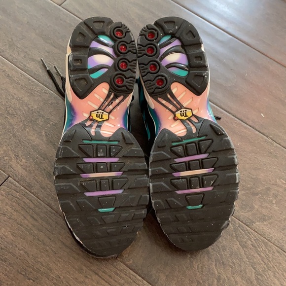 Nike AirMax Plus TN HAVE A NIKE DAY 2019 Sneakers - Picture 6 of 9